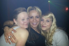 972197_399829483463180_280079555_n